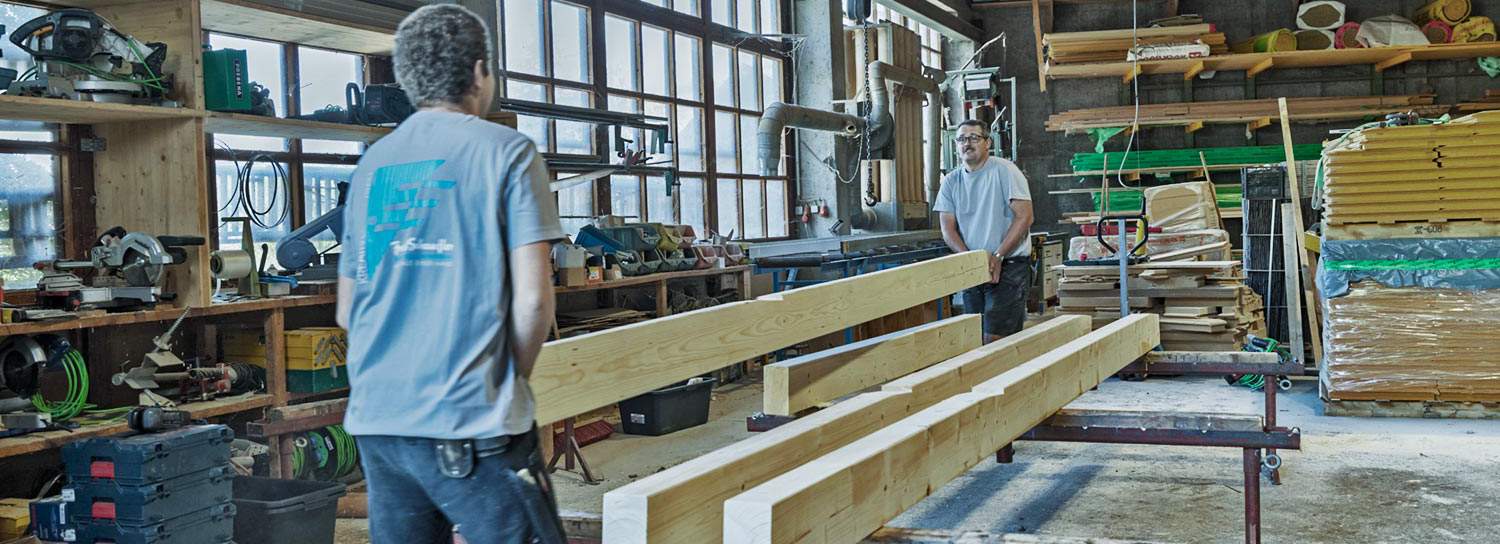Mitarbeiter in der Werkstatt Franz Schaufler